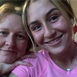 Meet your Posher, Eva